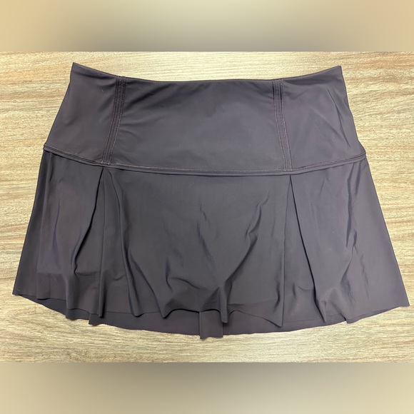 Lululemon Lost In Pace skirt size 8 in Black Currant. - Picture 5 of 8